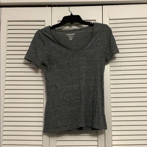 5/$25 deal! Old Navy Vintage Grey V Neck